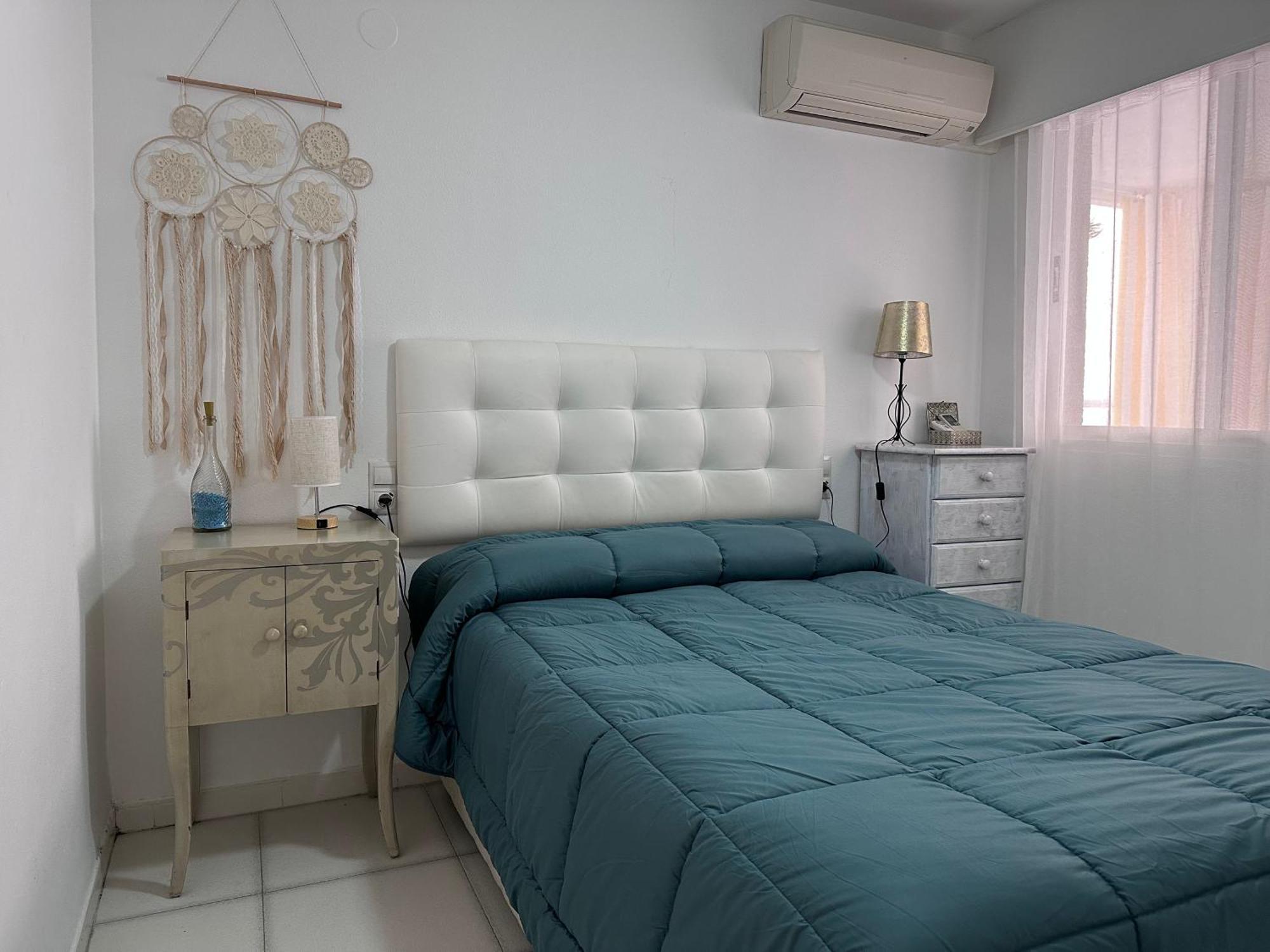Apartment On The Beach With Parking And Pool กัลเป ภายนอก รูปภาพ
